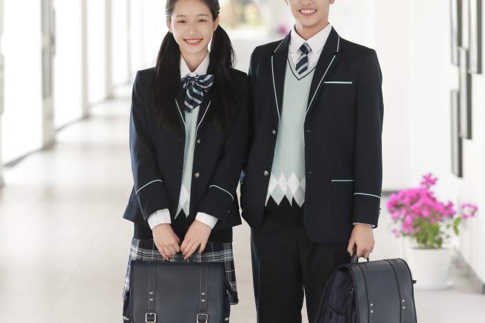 江蘇校服廠家不同風格定制要點：運動校服、英倫校服、中式校服