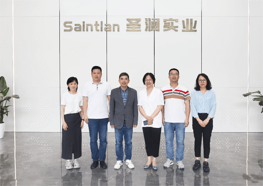 熱烈歡迎常州紡織服裝職業技術學院校領導一行蒞臨江蘇圣瀾服飾指導
