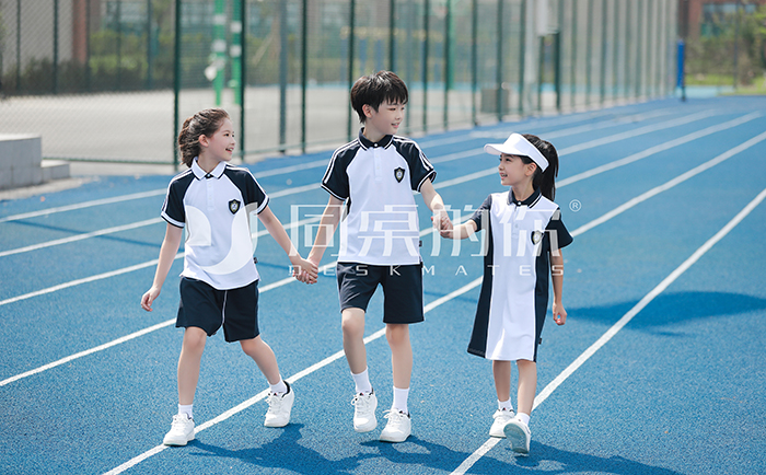 小學校服定做多少錢