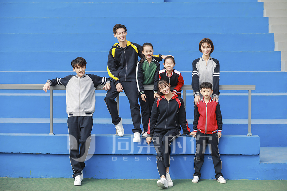 00后整頓高中校服市場:舒適、個性與環(huán)保,我們想要的不僅是"能穿" 00后整頓高中校服市場:舒適、個性與環(huán)保,我們想要的不僅是"能穿"