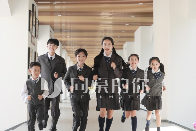 江蘇哪里可以定做初中校服 江蘇哪里可以定做初中校服