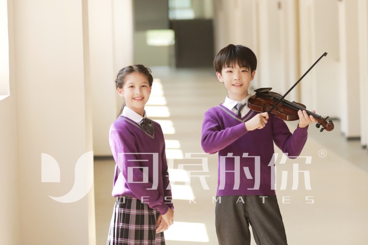 江蘇江陰初中校服定做哪里有,圣瀾服飾校服定制廠家 江蘇江陰初中校服定做哪里有,圣瀾服飾校服定制廠家